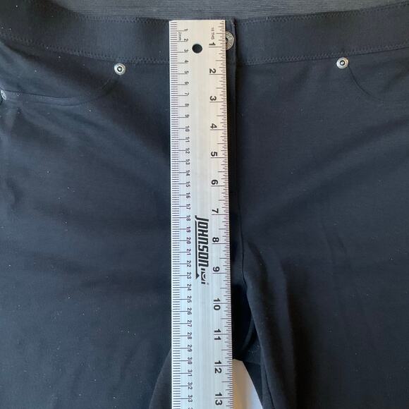 Chico’s Women Classic Basic Straight Leg Work Pants size 15 Regular, Black - Picture 6 of 9